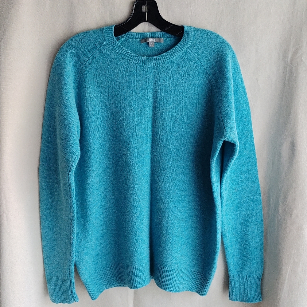UNIQLO Sweater Pure Wool sizeXL colour Blue 🩵